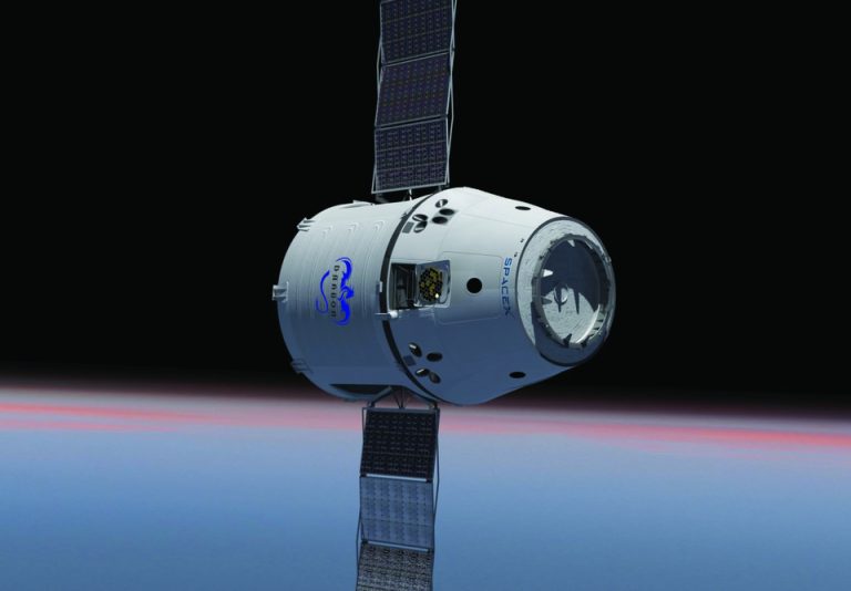 Компания SpaceX завоевывает космос